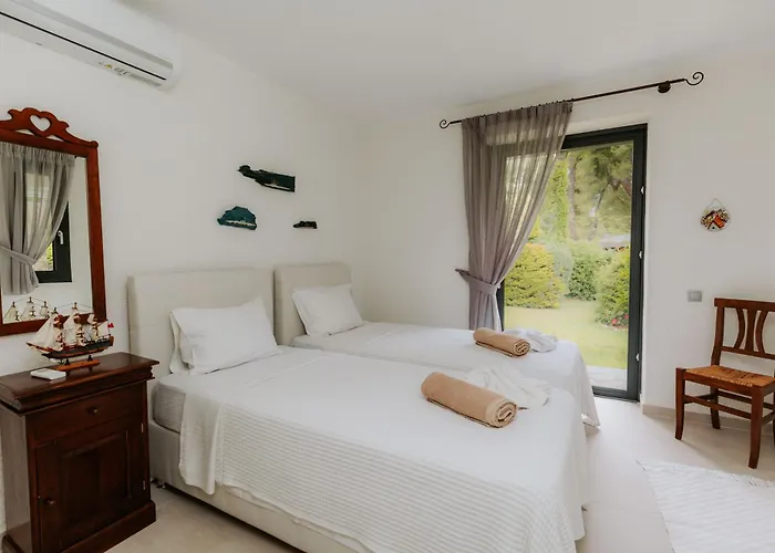 Villa Sani Sani (Chalkidiki)